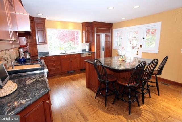 321 Chattolanee Hill Road Owings Mills, MD 21117 - Photo 7 of 29 Kitchen