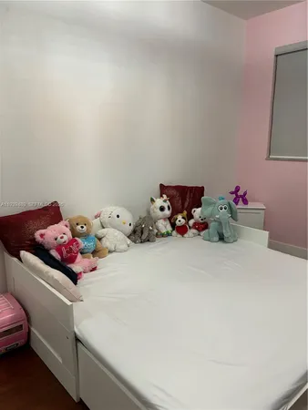 $3,800 | 10788 Northwest 74th Street, Doral, FL 33178