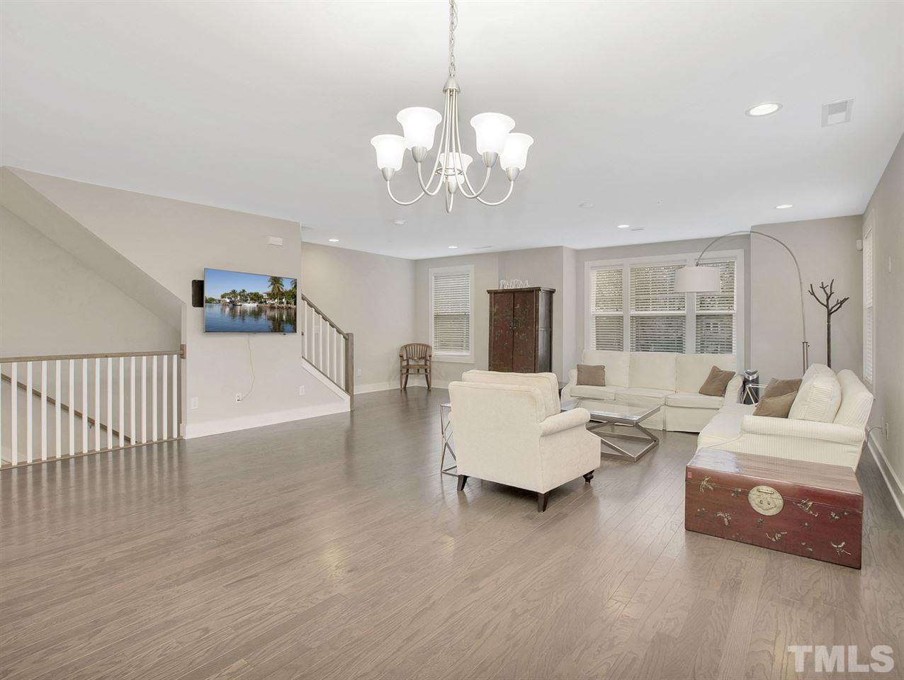 511 North Person Street, Unit 201 Raleigh, NC 27604 - Photo 4 of 27