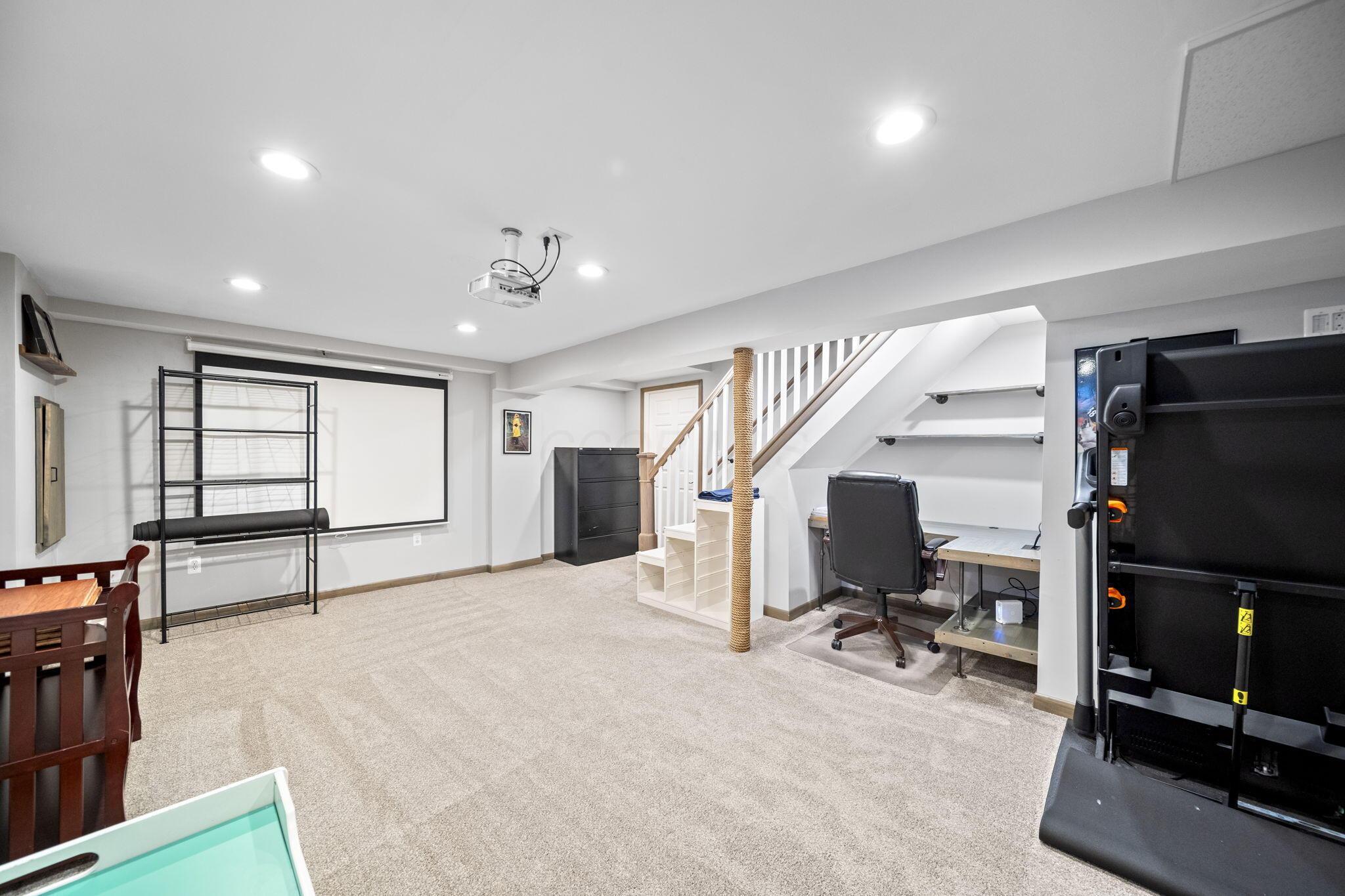 107 Ravine Road Powell, OH 43065 - Photo 31 of 52 Provides an additional 400+ sqft