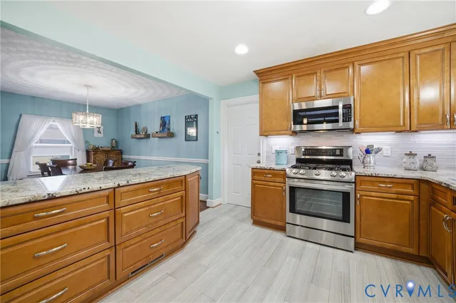 $439,950 | 2836 Meadow Wood Drive East, Chesapeake, VA 23321