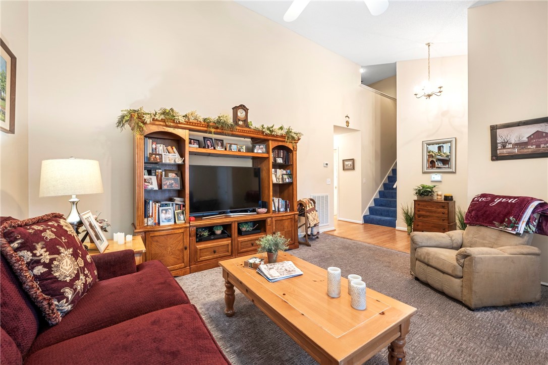 517 Sullivans Way Seneca, SC 29672 - Photo 3 of 40 Gallery Image 3