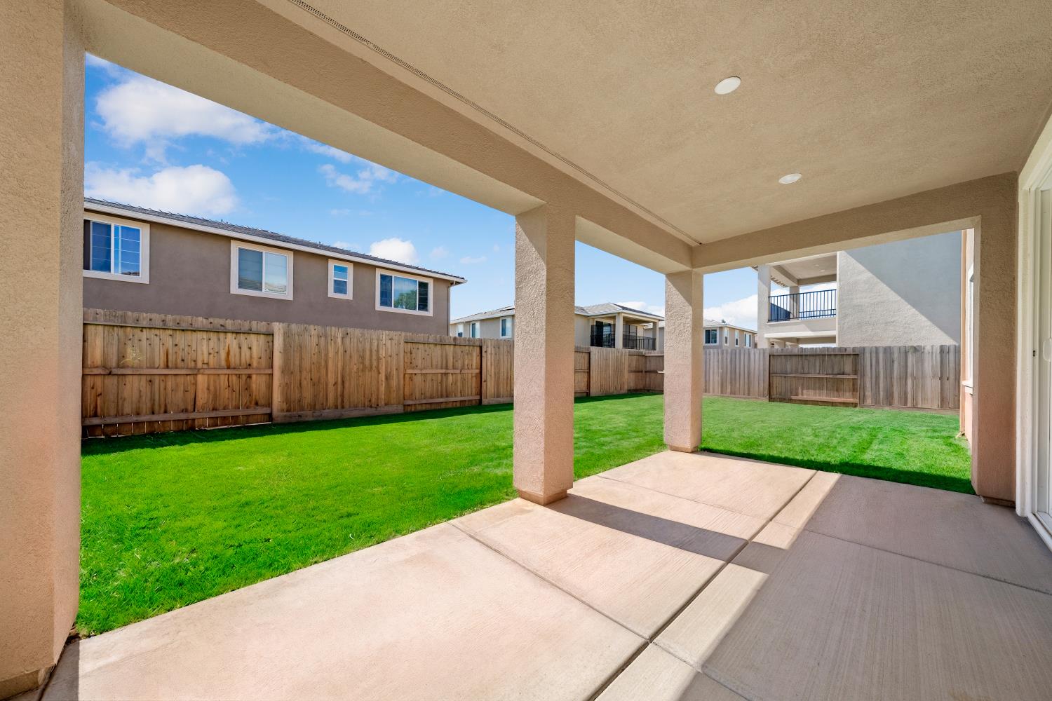 998 Fullerton Ranch Road Lincoln, CA 95648 - Photo 35 of 44 Covered Patio