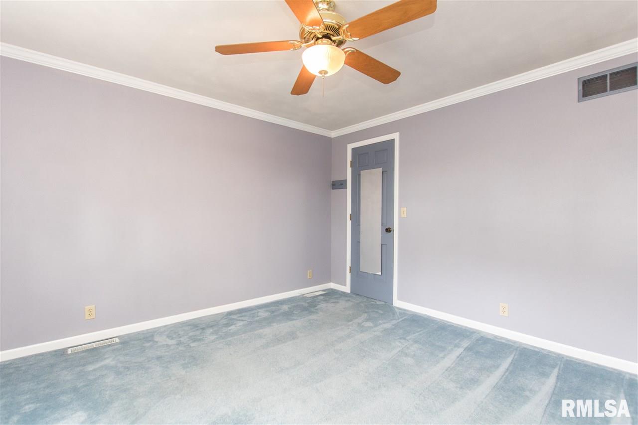 1309 West Hickory Grove Road Dunlap, IL 61525 - Photo 7 of 36 Gallery Image 7