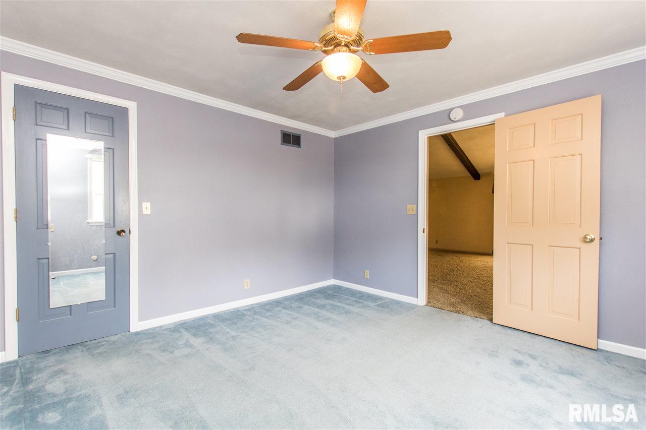 1309 West Hickory Grove Road Dunlap, IL 61525 - Photo 8 of 36 Gallery Image 8