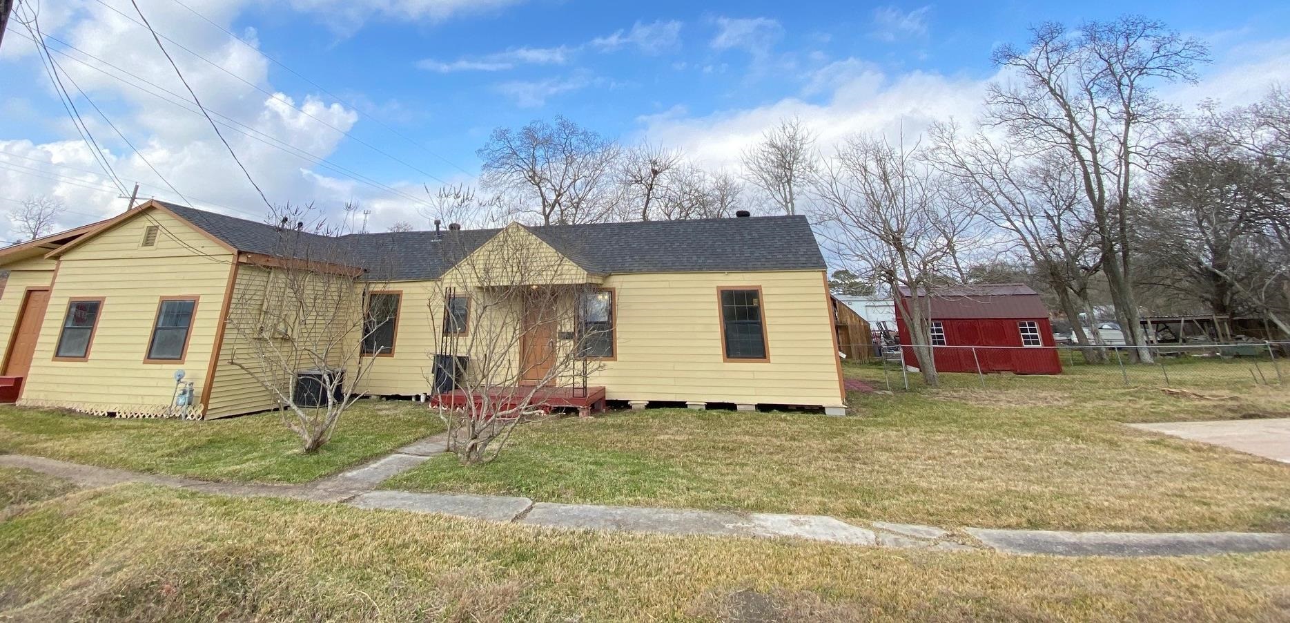 2800 Main St Groves Groves, TX 77619 - Photo 1 of 1