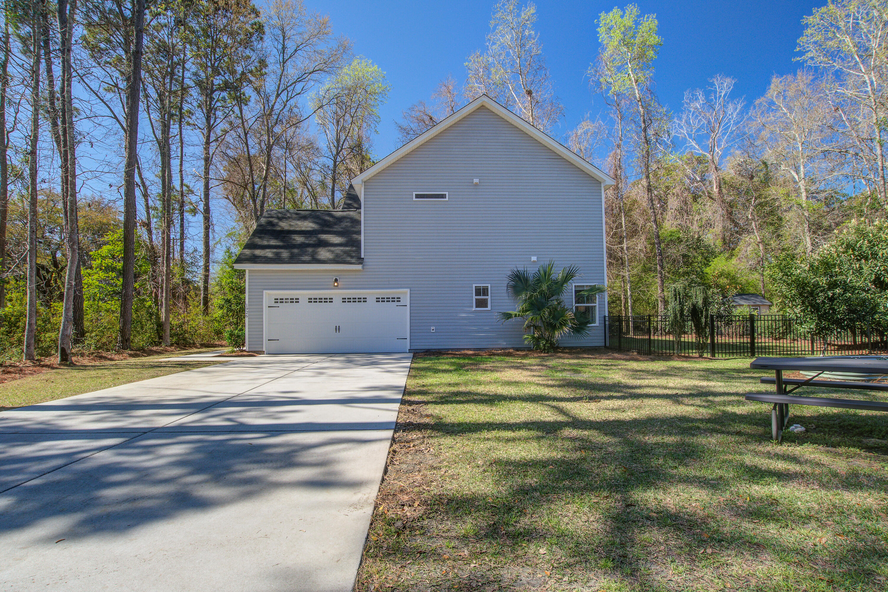 1926 Grimball Road Charleston, SC 29412 - Photo 33 of 41 Extra Long Driveway