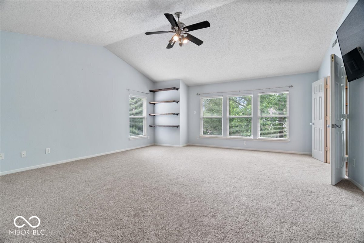 10375 Delphi Court Fishers, IN 46038 - Photo 3 of 48