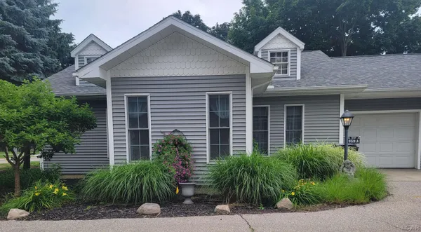 $234,500 | 959 West Maumee Street, Adrian, MI 49221