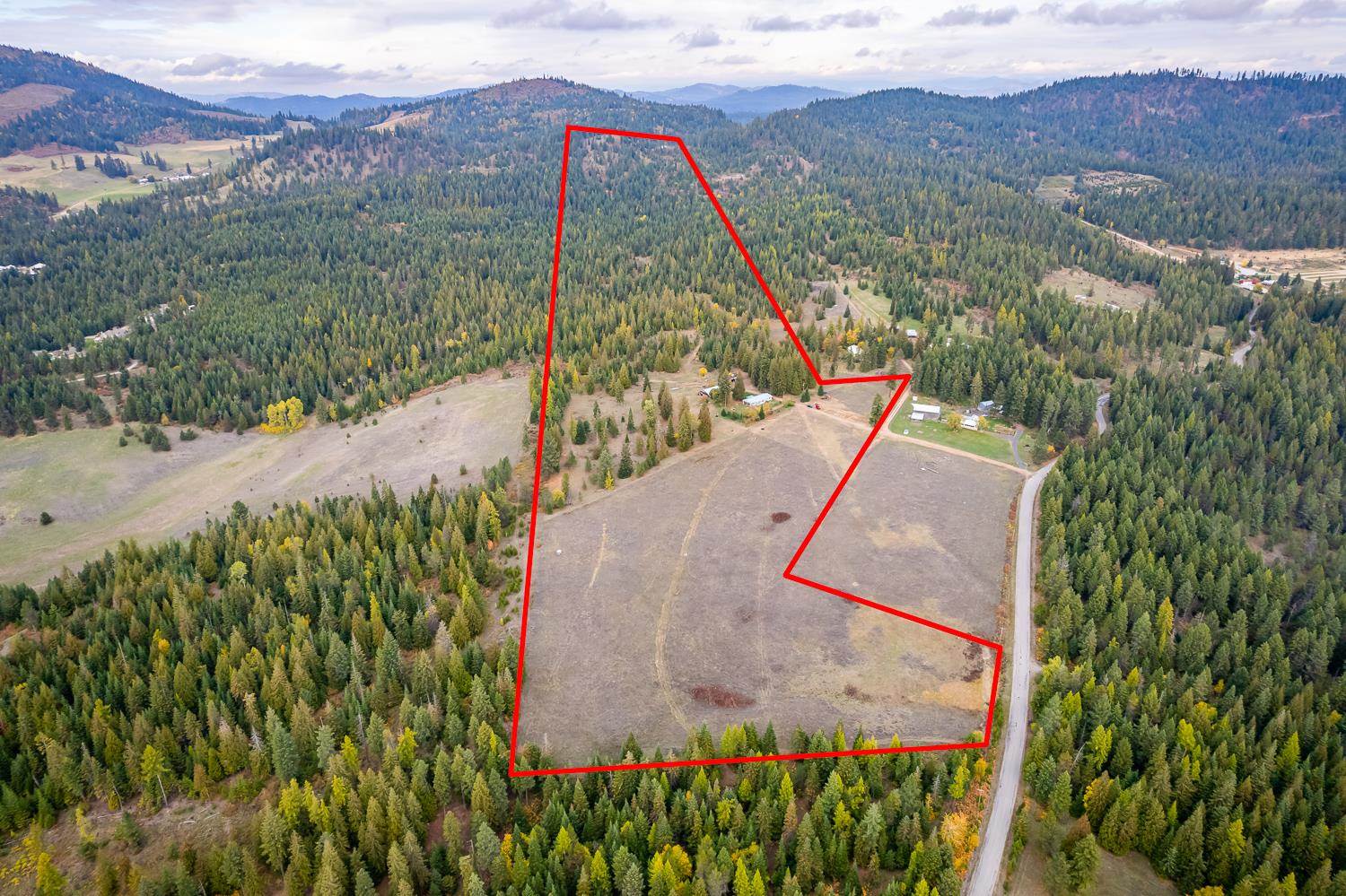 1081 North Willms Road Elk, WA 99009 - Photo 3 of 46