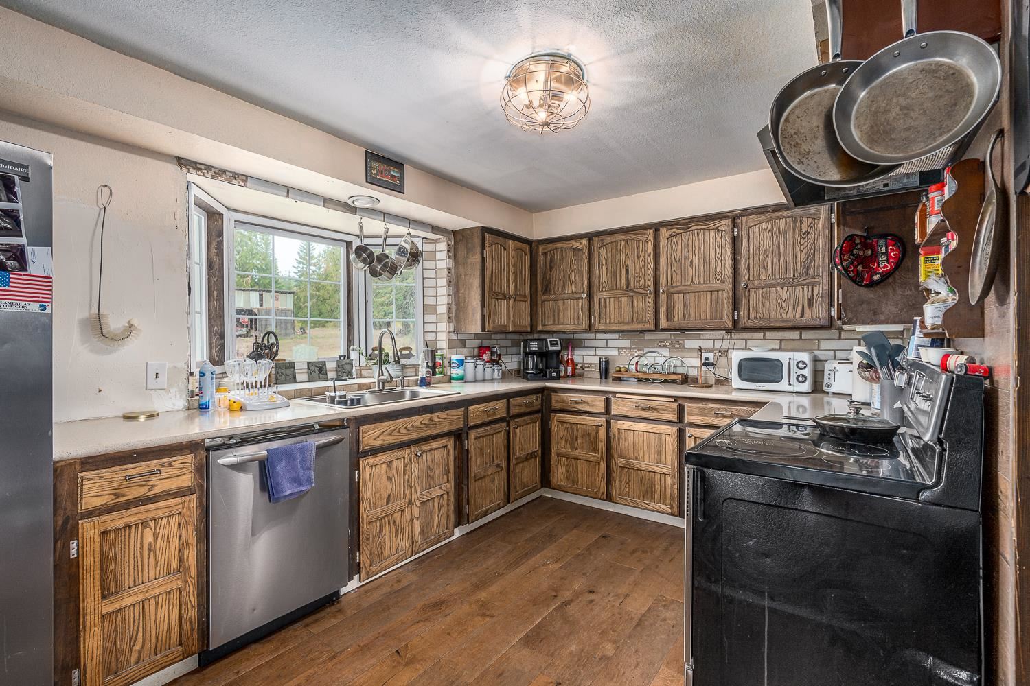 1081 North Willms Road Elk, WA 99009 - Photo 8 of 46