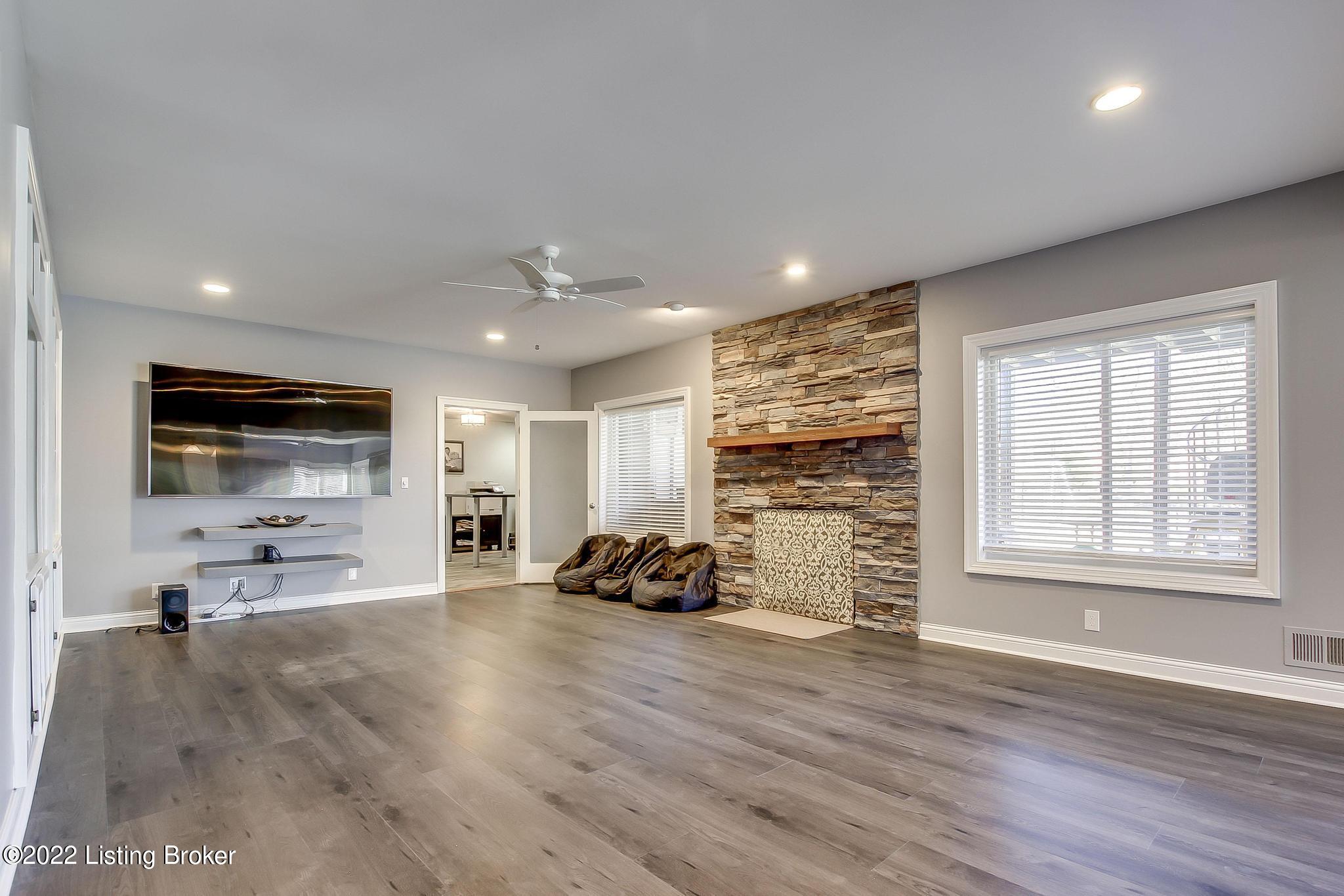 12532 Ridgemoor Drive Prospect, KY 40059 - Photo 65 of 88 12532 Ridgemoor Dr_40059_561