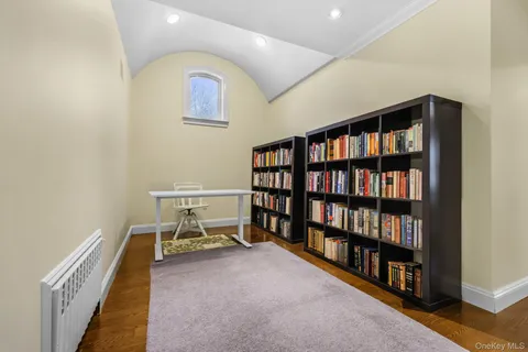 $3,650,000 | 12 Woodland Avenue, Bronxville, NY 10708
