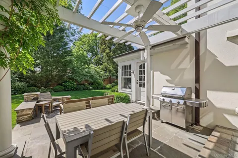 $3,650,000 | 12 Woodland Avenue, Bronxville, NY 10708