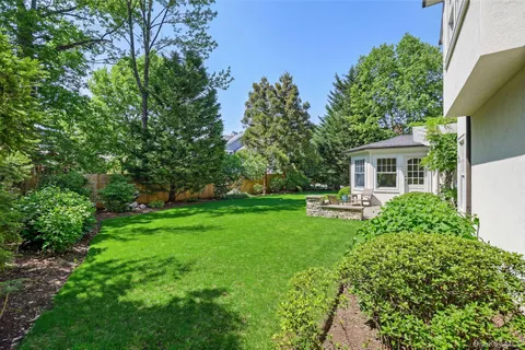 $3,650,000 | 12 Woodland Avenue, Bronxville, NY 10708