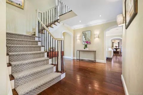 $3,650,000 | 12 Woodland Avenue, Bronxville, NY 10708
