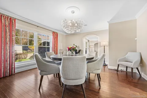 $3,650,000 | 12 Woodland Avenue, Bronxville, NY 10708
