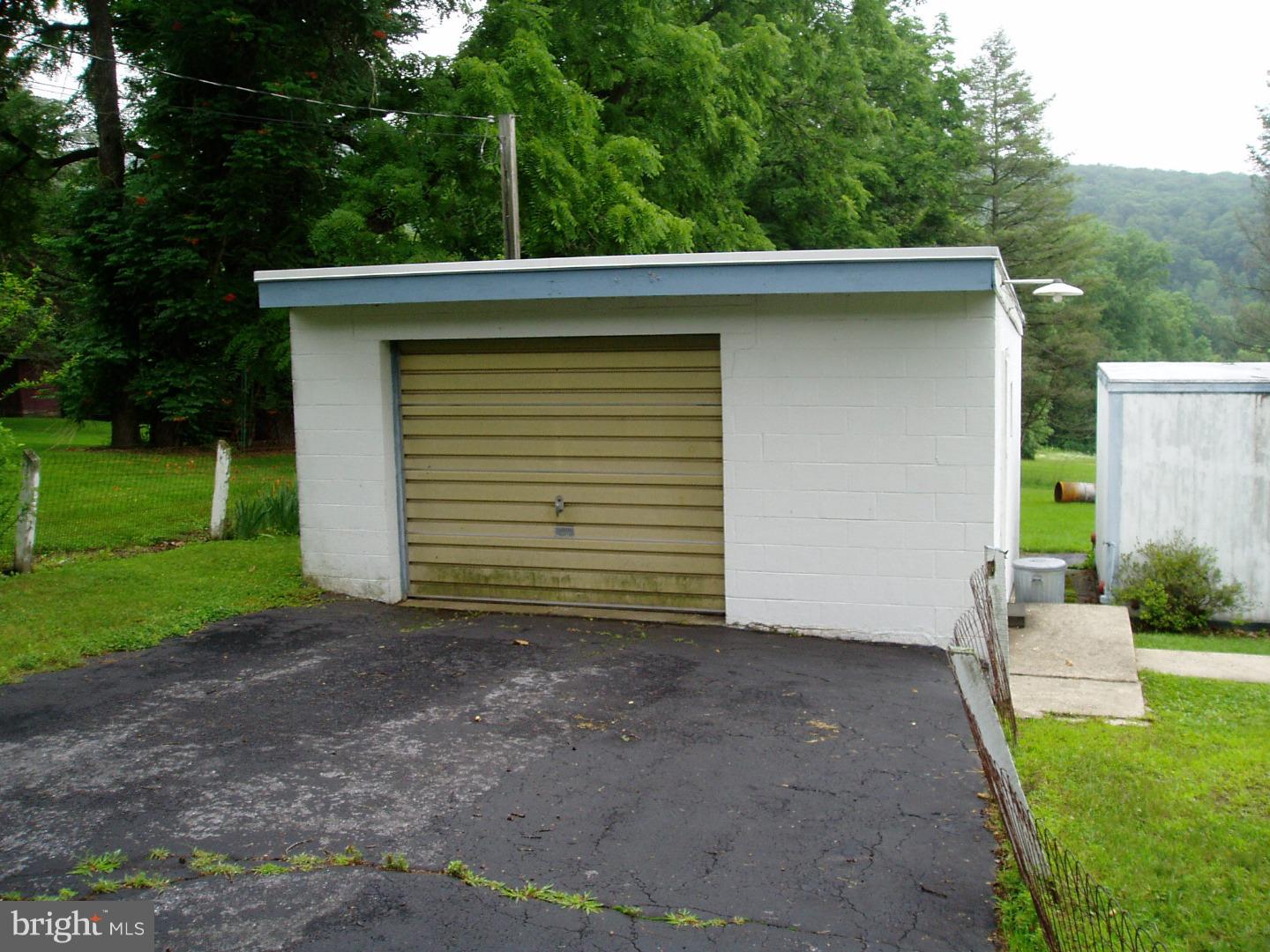 43 Longview Road Boyertown, PA 19512 - Photo 4 of 4 Gallery Image 4