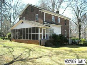1060 Ardsley Road Charlotte, NC 28207 - Photo 4 of 5 Gallery Image 4