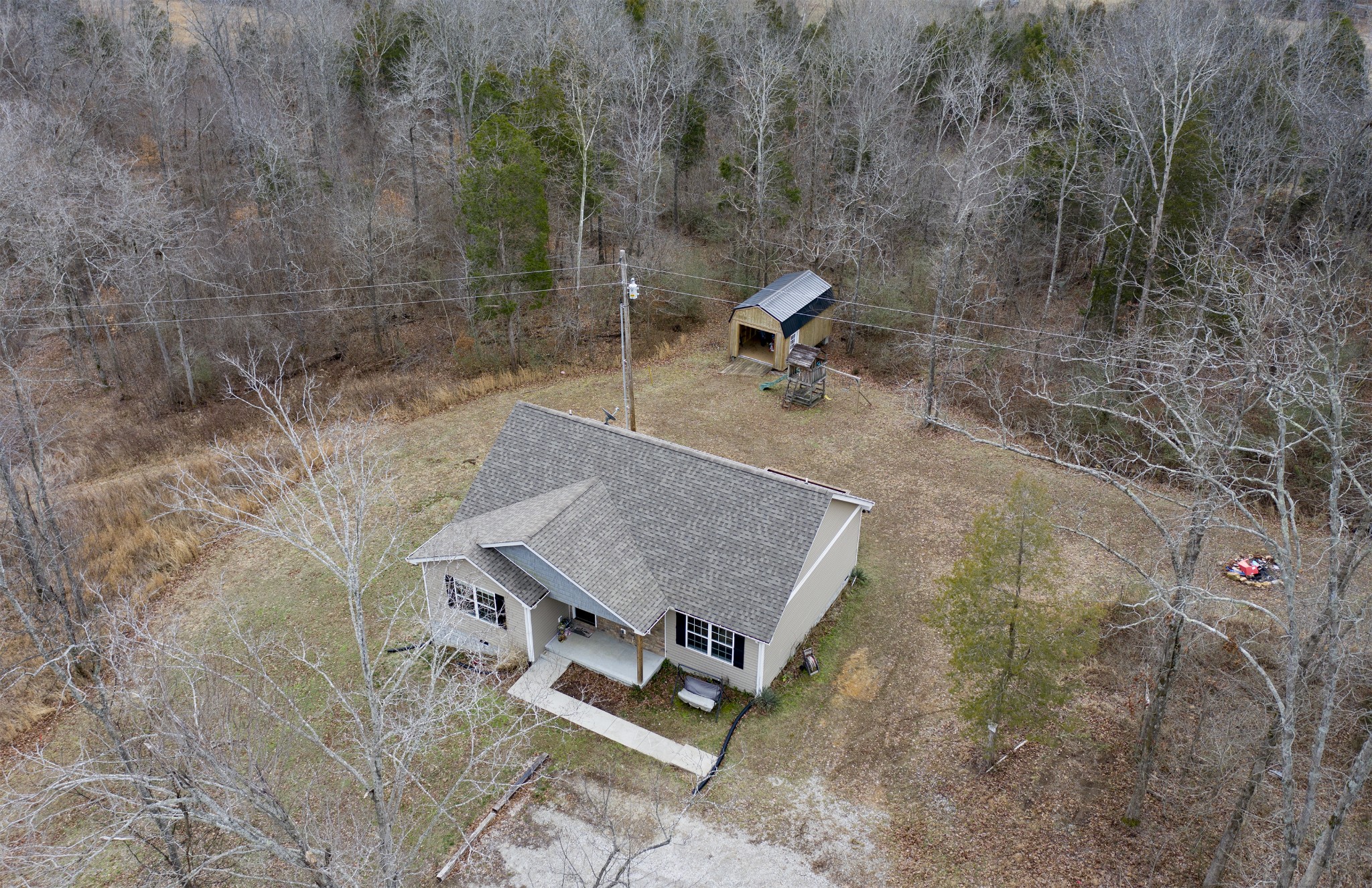 872 Hooper Road Charlotte, TN 37036 - Photo 13 of 15 Gallery Image 13
