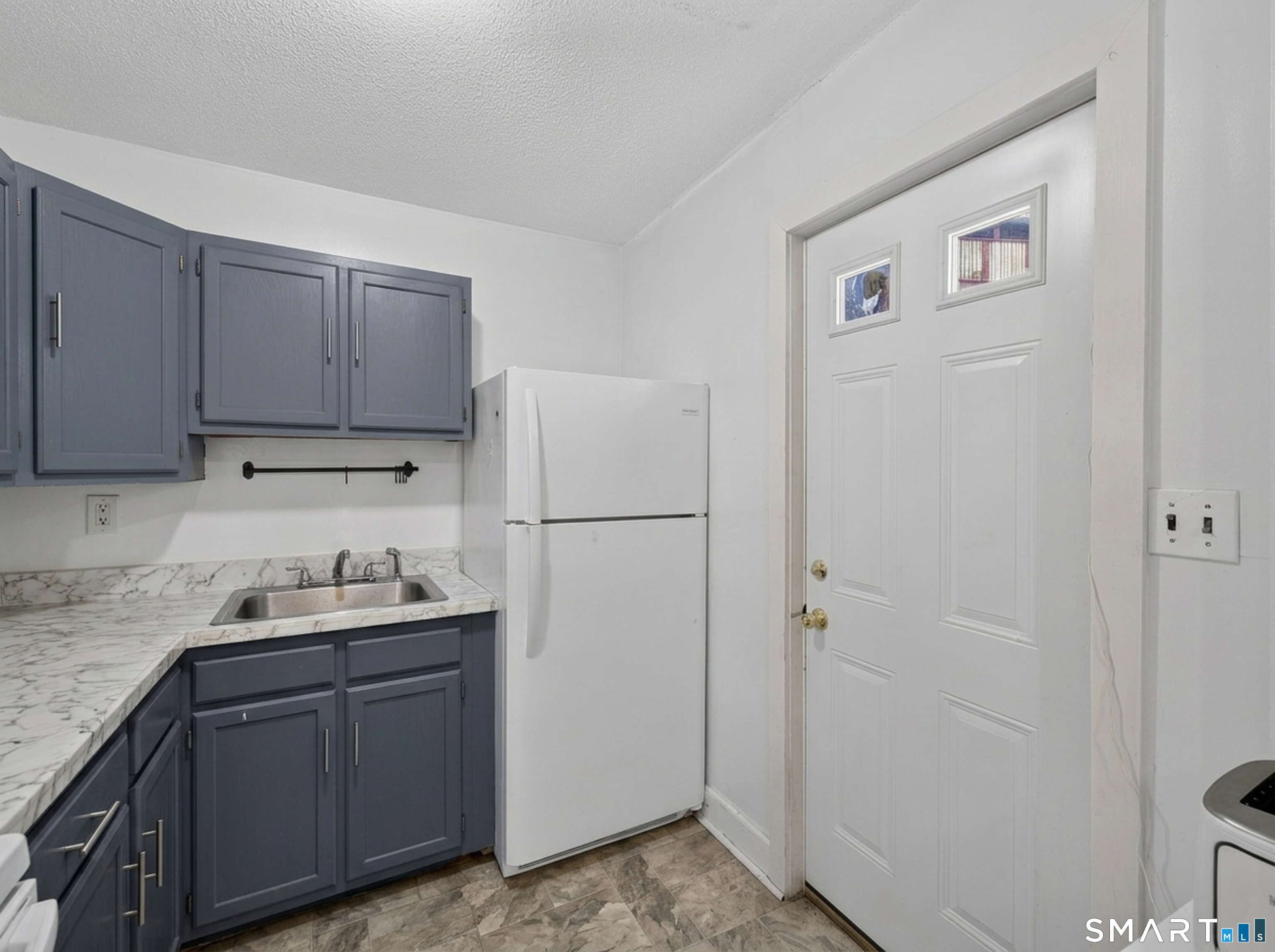 5 Manwaring Street New London, CT 06320 - Photo 21 of 29