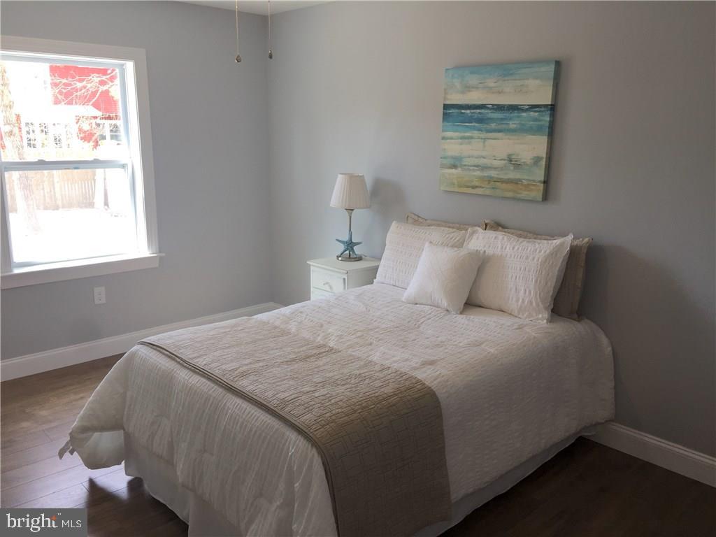 145 Bowsprit Road Manahawkin, NJ 08050 - Photo 7 of 9