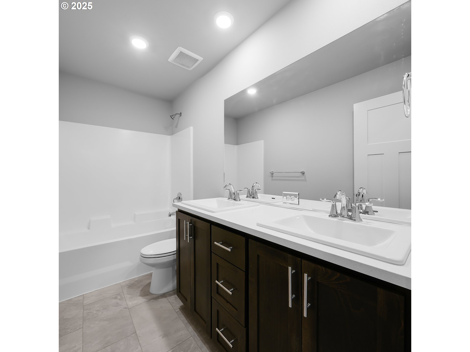5887 Bainbridge Road Eugene, OR 97402 - Photo 36 of 36 Gallery Image 36
