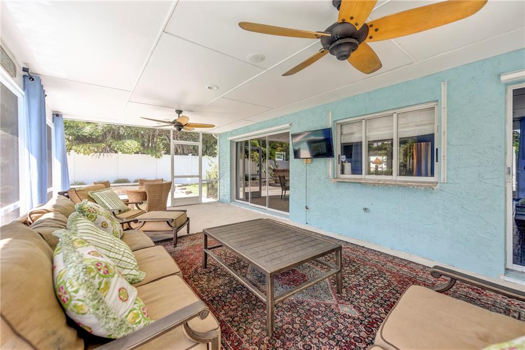 1034 Southeast Riverside Drive Stuart, FL 34996 - Photo 34 of 36 Gallery Image 34