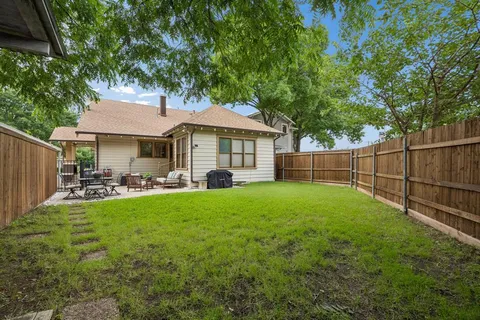 $575,000 | 6106 Worth Street, Dallas, TX 75214