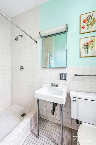 $1,295,000 | 170 West End Avenue, Unit 1P | Upper West Side