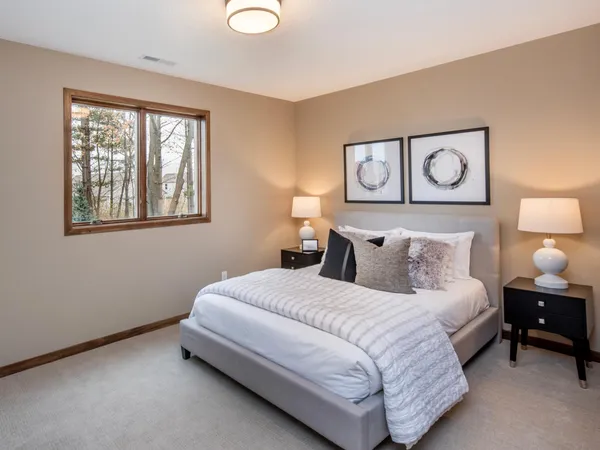 $715,000 | 9160 62nd Street South, Cottage Grove, MN 55016