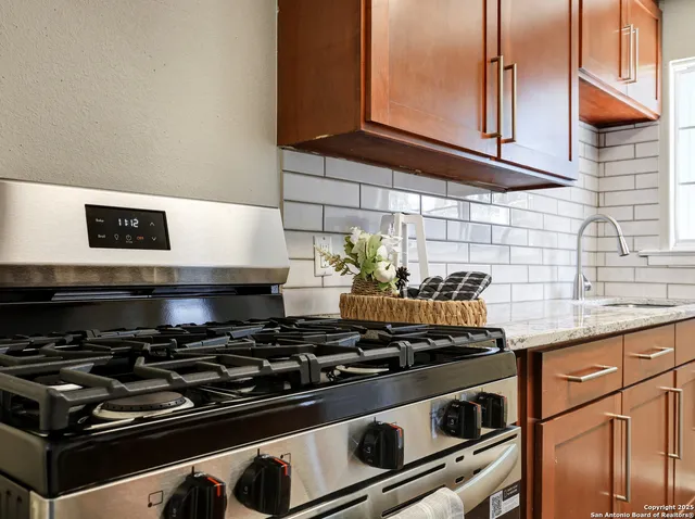 $1,950 | 226 Linares Street, San Antonio, TX 78225