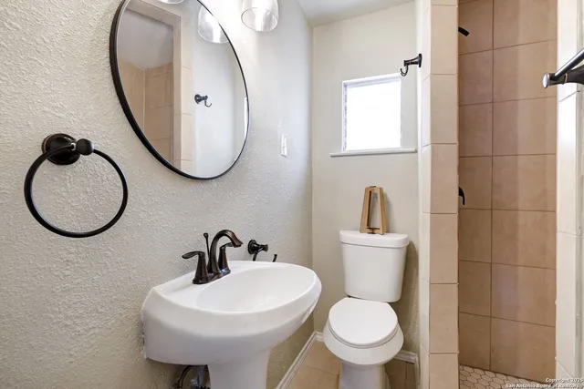 $1,950 | 226 Linares Street, San Antonio, TX 78225