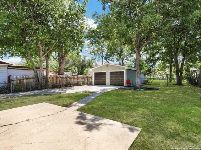 $1,950 | 226 Linares Street, San Antonio, TX 78225