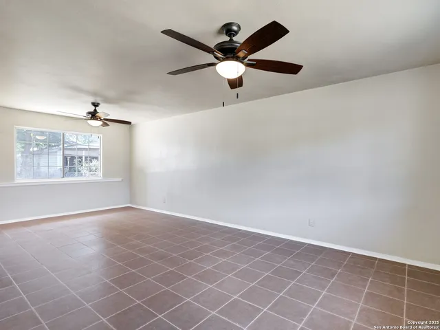$1,950 | 226 Linares Street, San Antonio, TX 78225