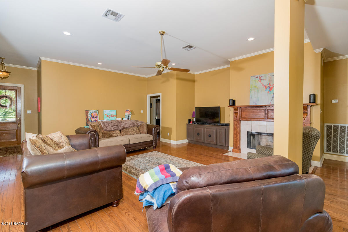 1134 Donnell Road Broussard, LA 70518 - Photo 11 of 26 1134 Donnel Rd.-5