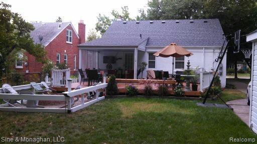 1082 Hampton Road Grosse Pointe, MI 48236 - Photo 45 of 50 1378412663358.jpg