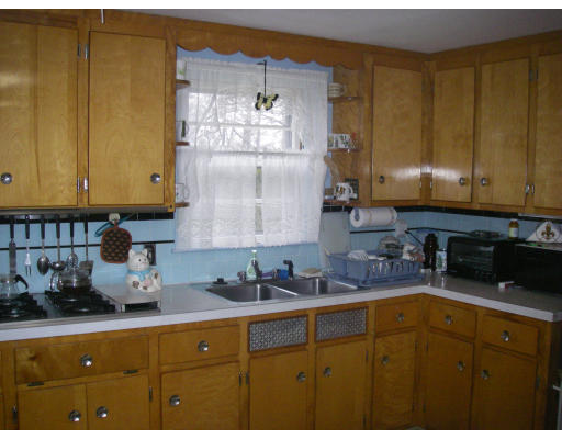 26 Redwood Road Somerset, MA 02726 - Photo 13 of 18 Gallery Image 13