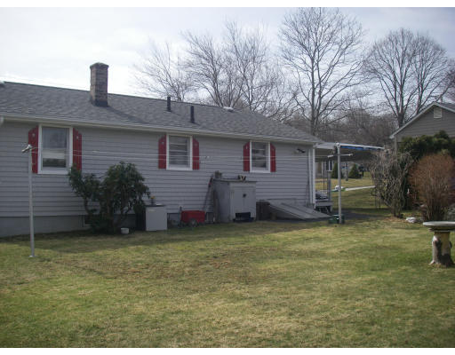26 Redwood Road Somerset, MA 02726 - Photo 7 of 18 Gallery Image 7