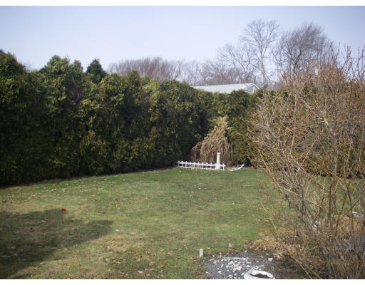 26 Redwood Road Somerset, MA 02726 - Photo 9 of 18 Gallery Image 9