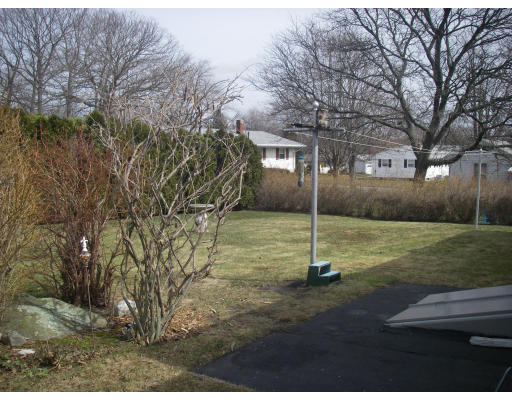 26 Redwood Road Somerset, MA 02726 - Photo 10 of 18 Gallery Image 10