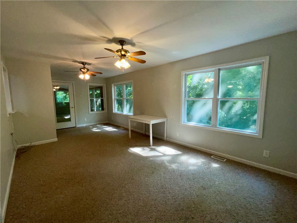 300 Playground Road Walhalla, SC 29691 - Photo 17 of 36