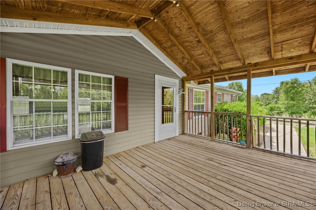 29412 Voyles Road Pekin, IN 47165 - Photo 5 of 49 Gallery Image 5