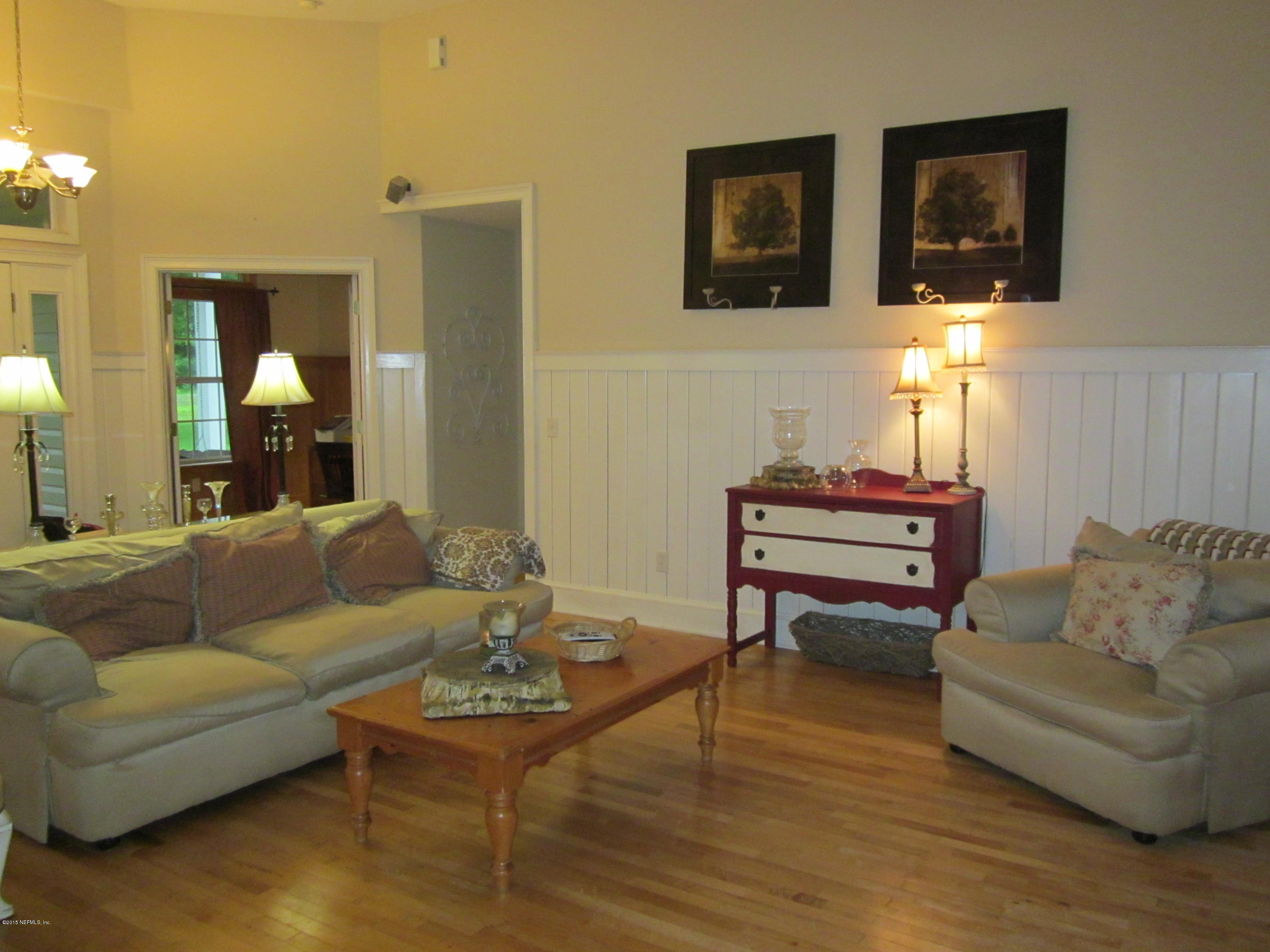43780 Thomas Creek Road Callahan, FL 32011 - Photo 3 of 16 Family Room View 2