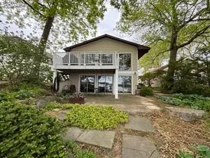 $1,800 | 24109 64th Place, Unit A, Paddock Lake, WI 53168