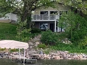 $1,800 | 24109 64th Place, Unit A, Paddock Lake, WI 53168