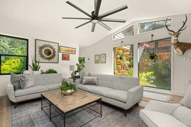 $795,000 | 7716 Sunshine Hill Road, Molino, FL 32577