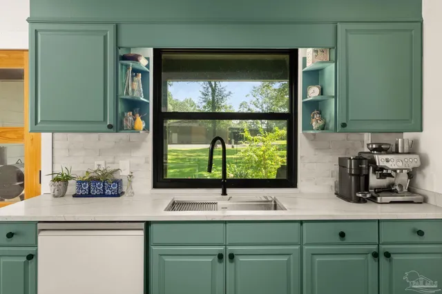 $795,000 | 7716 Sunshine Hill Road, Molino, FL 32577