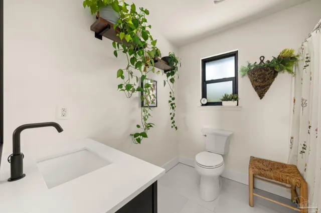 $795,000 | 7716 Sunshine Hill Road, Molino, FL 32577