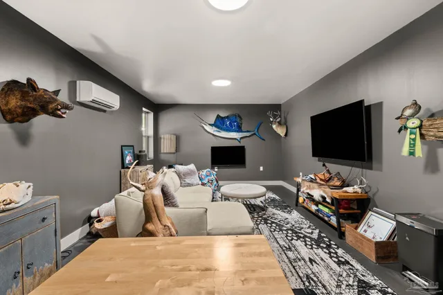 $795,000 | 7716 Sunshine Hill Road, Molino, FL 32577